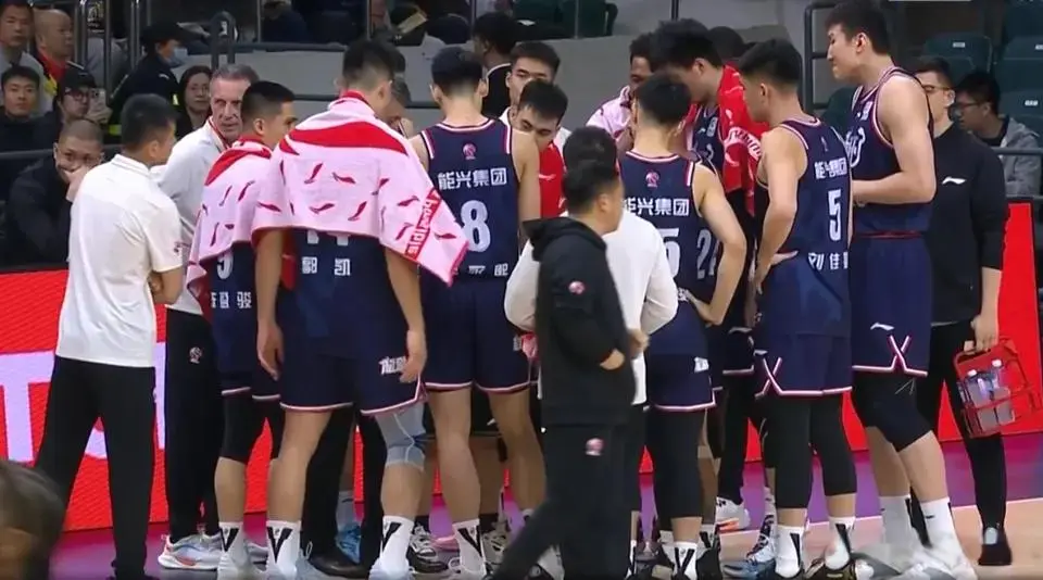 很难具备太, 经龙狮篮球 很难具备太, 经龙狮篮球